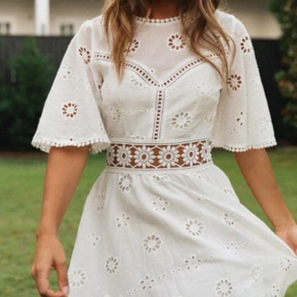 Embroidered backless Dress